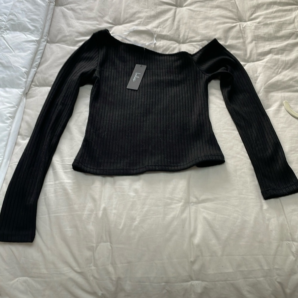 Lulu’s ribbed long sleeve top